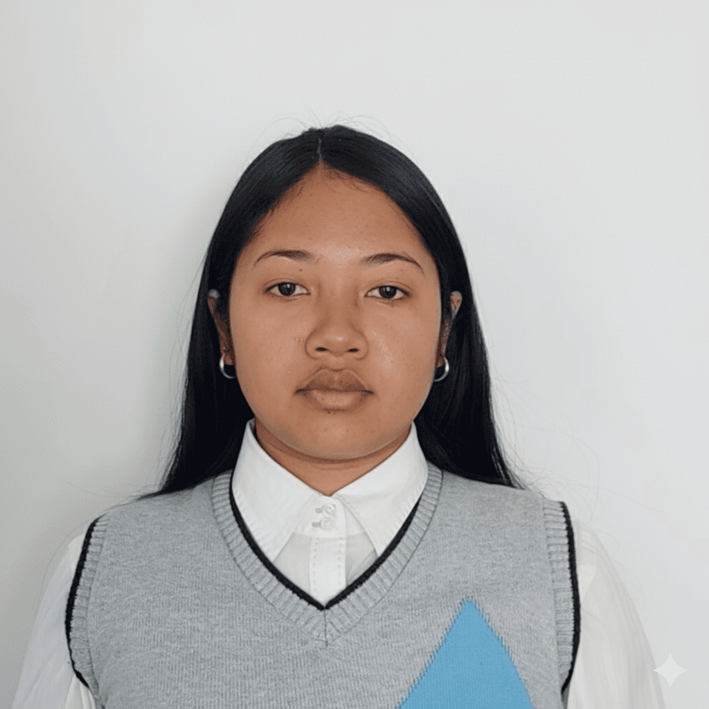 RAZAFIMAHEFA Sariaka - Développeuse Full Stack